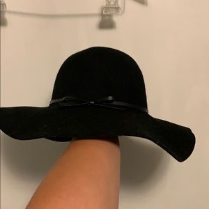 Felt Large Rimmed Hat